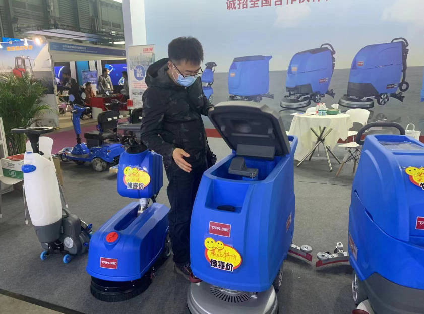 广元坦洁洗地机公司致力于电动洗地机的生产、销售和服务百家