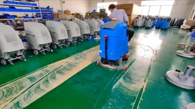广元2023年还在用人工的物业保洁不妨试试洗地机吧